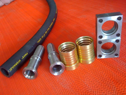 Cao su vải Ống thủy lực cao su chịu dầu Dây bện Ống mềm dẻo 1-100MPa